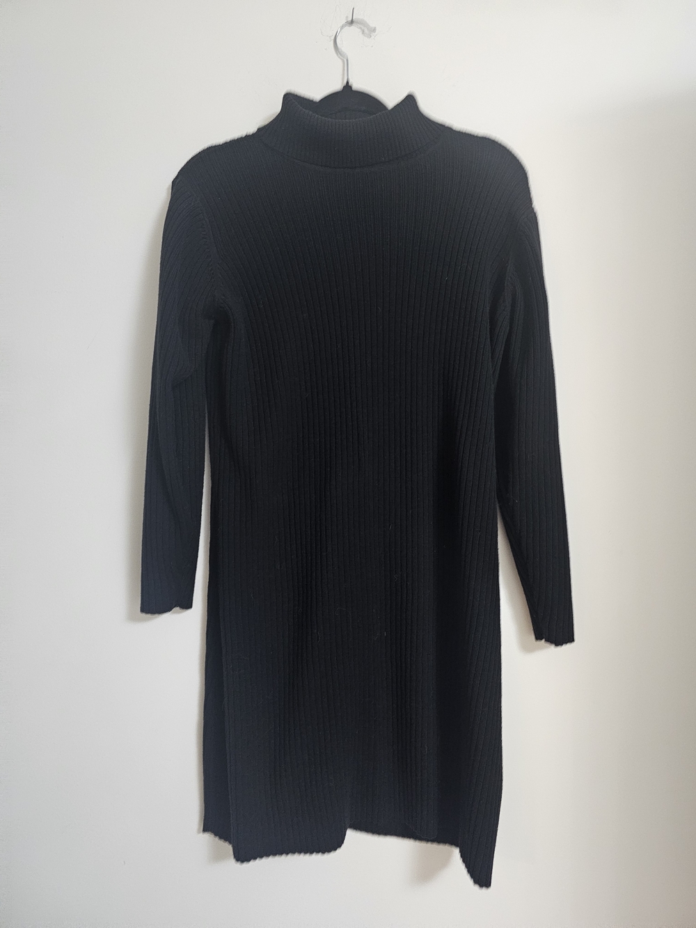 R Ribbed Black Turtleneck Sweater Dress